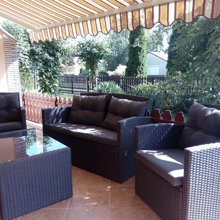 Uettoero Ut 177 B * بالاتونفينيفيس