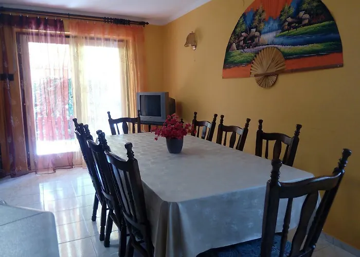 Uettoero Ut 177 B * 鲍洛通费尼韦什